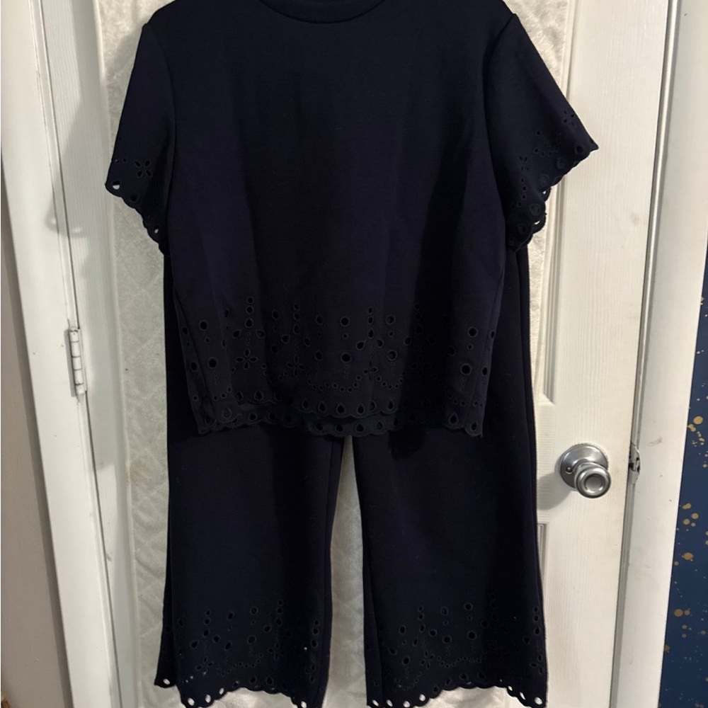 Navy Eyelet Trim Two-Piece sweatsuit Set
